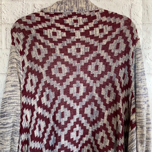 EVERLEIGH Sweater Size XS - Picture 3 of 5
